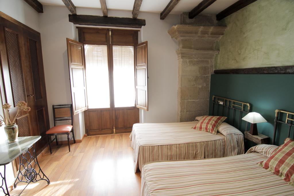 Vivienda Turistica Yamaries Hotel Ubeda  Luaran gambar